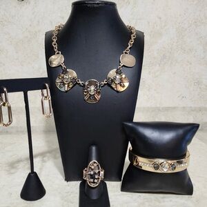 Elegant Gold and Silver Jewelry Set